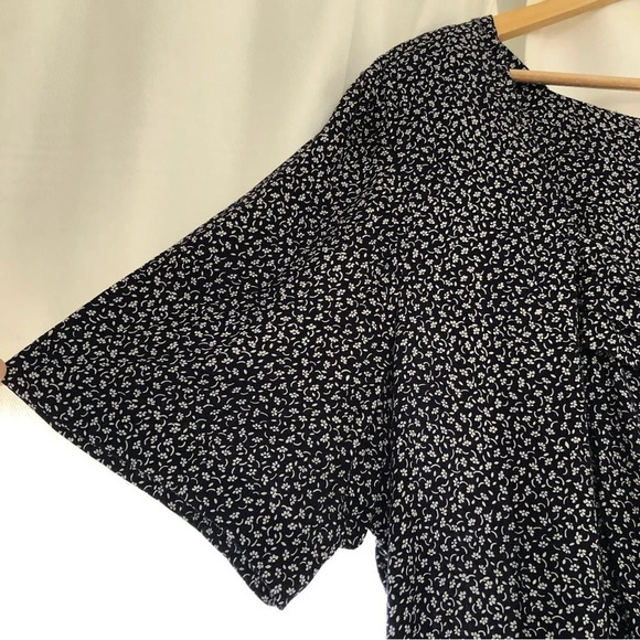 Vintage Jeffrey & Dara Floral Romper - Picture 4 of 10